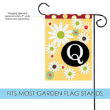 Toland Home Garden Floral Monogram Q 12.5 x 18 Inch Garden Flag